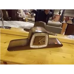 VINTAGE MANTEL CLOCK - AS-IS