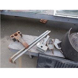 SWAY BARS & HITCH