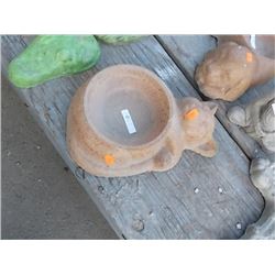 CONCRETE - CAT DISH