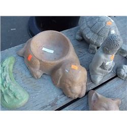 CONCRETE - DOG DISH