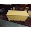 Image 2 : VINTAGE "LANE" CEDAR CHEST