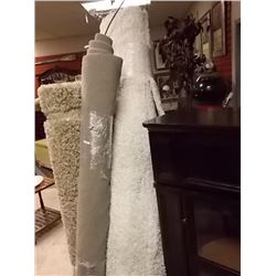 AREA CARPET - SHAG - WHITE - 16 X 126