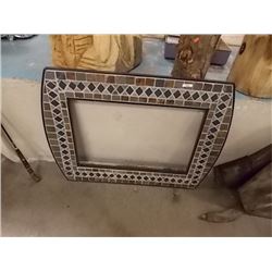 MIRROR/FRAME WITH HEAVY TILING FOR FRAME