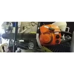 CHAINSAW - HUSQUVARNA 65 - 24" BAR - GAS WORKING