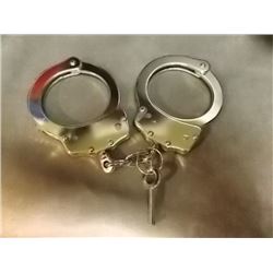 HAND CUFFS  WITH KEYS - CHROME - NEW - NOT TOY (no quick release leaver)