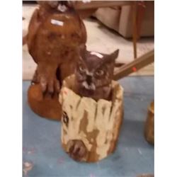 UNIQUE CHAINSAW CARVING - OWL IN TRUNK