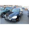 Image 2 : 2006 VOLKSWAGEN JETTA, 4 DOOR SEDAN, BLACK , VIN # 3VWNF71K96M617915