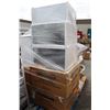Image 2 : PALLET LOT OF MISC LAUNDRY PEDESTALS