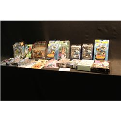 17 PIECES OF FANTASY & T.V. SERIES  FIGURES INCLUDING X FILES, CAPTAIN AMERICA ETC