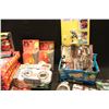 Image 2 : LARGE ASSORTMENT OF MIXED SPORTS & T.V. COLLECTABLES