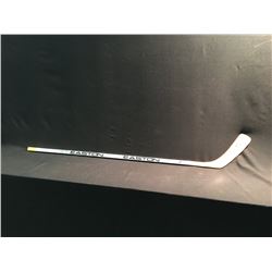 SIGNED EASTON WAYNE GRETZKY STICK