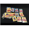 Image 1 : NEAR COMPLETE SET OF TOPPS 1959 HOCKEY CARDS, ALL STARS PRESENT: GORDIE HOWE, BOBBY HULL, GLENN
