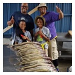 SPINNER'N'SPOON Walleye charter for 4