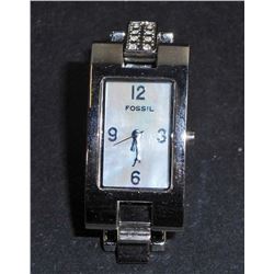 LADIES FOSSIL WRIST WATCH W/ BAND