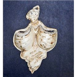 WHITE CAST IRON LADY WALL MOUNT WALL POCKET