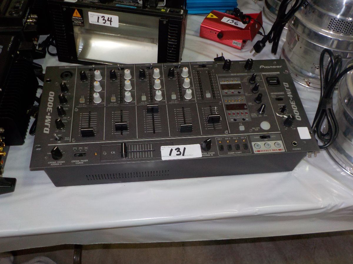 PIONEER DJ PREAMP/MIXER DJM3000