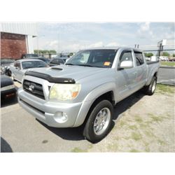 2006 Toyota Tacoma Prerunner SRS Trd. Sport Crew Cab P/U