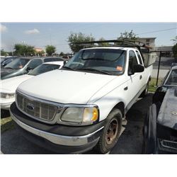 2000 Ford F150 XL 4-Dr. X-Cab Short Bed P/U