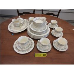 33 Piece Minton dinnerware set