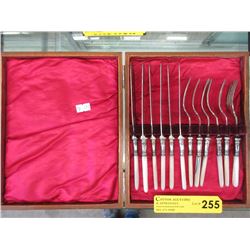 Vintage silver plate cutlery in box