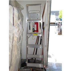 5' Aluminum step ladder - used