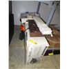 Image 1 : Plastic tool box, hot plate & more
