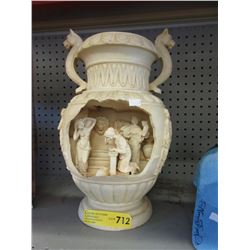 Urn shaped water feature - used