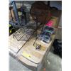 Image 1 : New & used merchandise