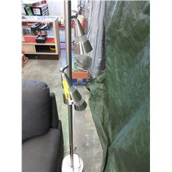 3 Shade electric floor lamp - used