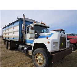 1982 MACK TANDEM GRAIN TRUCK