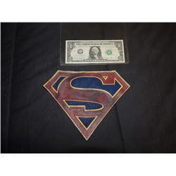 SUPER GIRL TV SERIES DISTRESSED CHEST GLYPGH