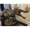 Image 2 : JURASSIC PARK 3 SPINOSAUR MAQUETTE PAINTED FOR DISPLAY