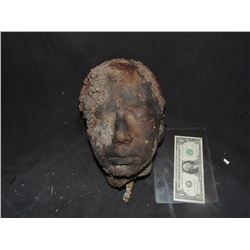 SEVERED ROTTEN BLOODY ZOMBIE HEAD C GRADE 07