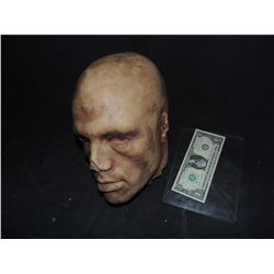 SEVERED ROTTEN BLOODY ZOMBIE HEAD B GRADE 21