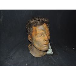 SEVERED ROTTEN BLOODY ZOMBIE HEAD B GRADE 35