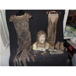 LAST WITCH HUNTER THE COMPLETE SCREEN USED HERO WITCH QUEEN 1