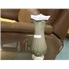 Image 1 : ART GLASS VASE