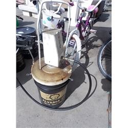 AIR PUMP MASTER DISPENSER - WITH FULL 5 GAL PAIL OF ALVANIA ARCTIC MOLY GREASE
