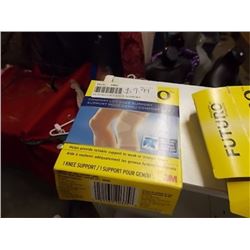FUTURO KNEE SUPPORT - NEW - LARGE