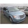 Image 1 : 2010 - CHRYSLER TOWN AND COUNTRY