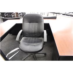 BLACK LEATHER HIGH BACK EXECUTIVE CHAIR