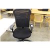 Image 2 : BLACK MESH BACK TASK CHAIR S3