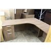 Image 2 : SANDALWOOD 6' X 6' COMPUTER DESK