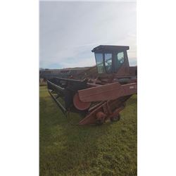 1986 Case International 4000 Swather