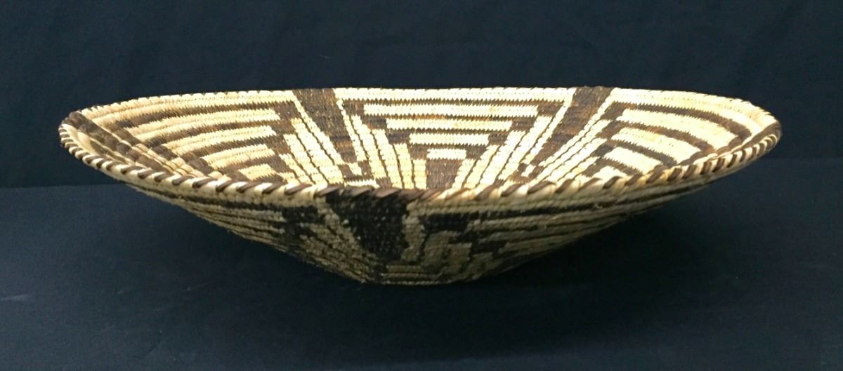 Vintage Squash Blossom Design Basket (Tohono O’odham)