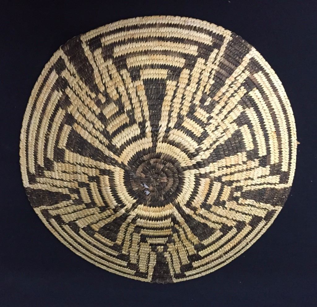 Vintage Squash Blossom Design Basket (Tohono O’odham)