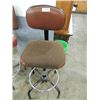 Image 1 : VINTAGE METAL SHOP WORK BENCH ADJUSTABLE STOOL