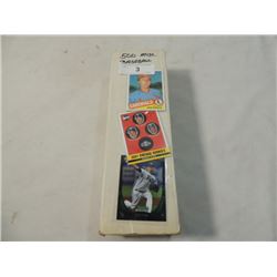 LOT 500 MIXED MAKERS YEARS BASEBALL CARDS