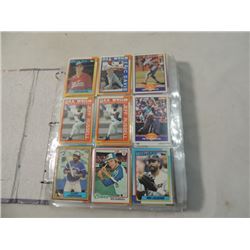 BINDER FULL ASSORTED BASEBALL PLAYER CARDS