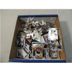 BIG BOX  FOOTBALL  SPORTS CARDS MIXED MAKERS YEARS